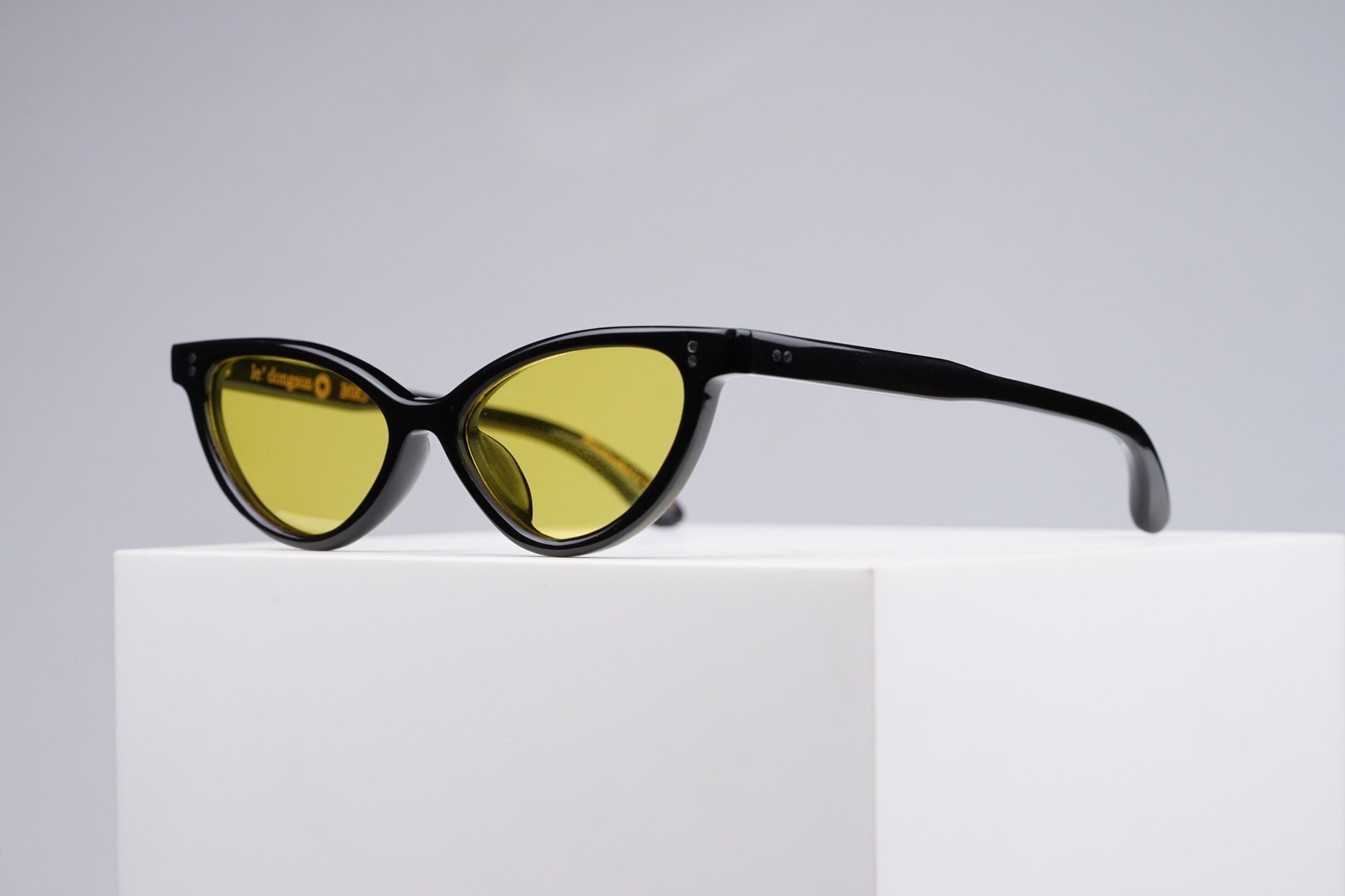 b083-black-shine-1