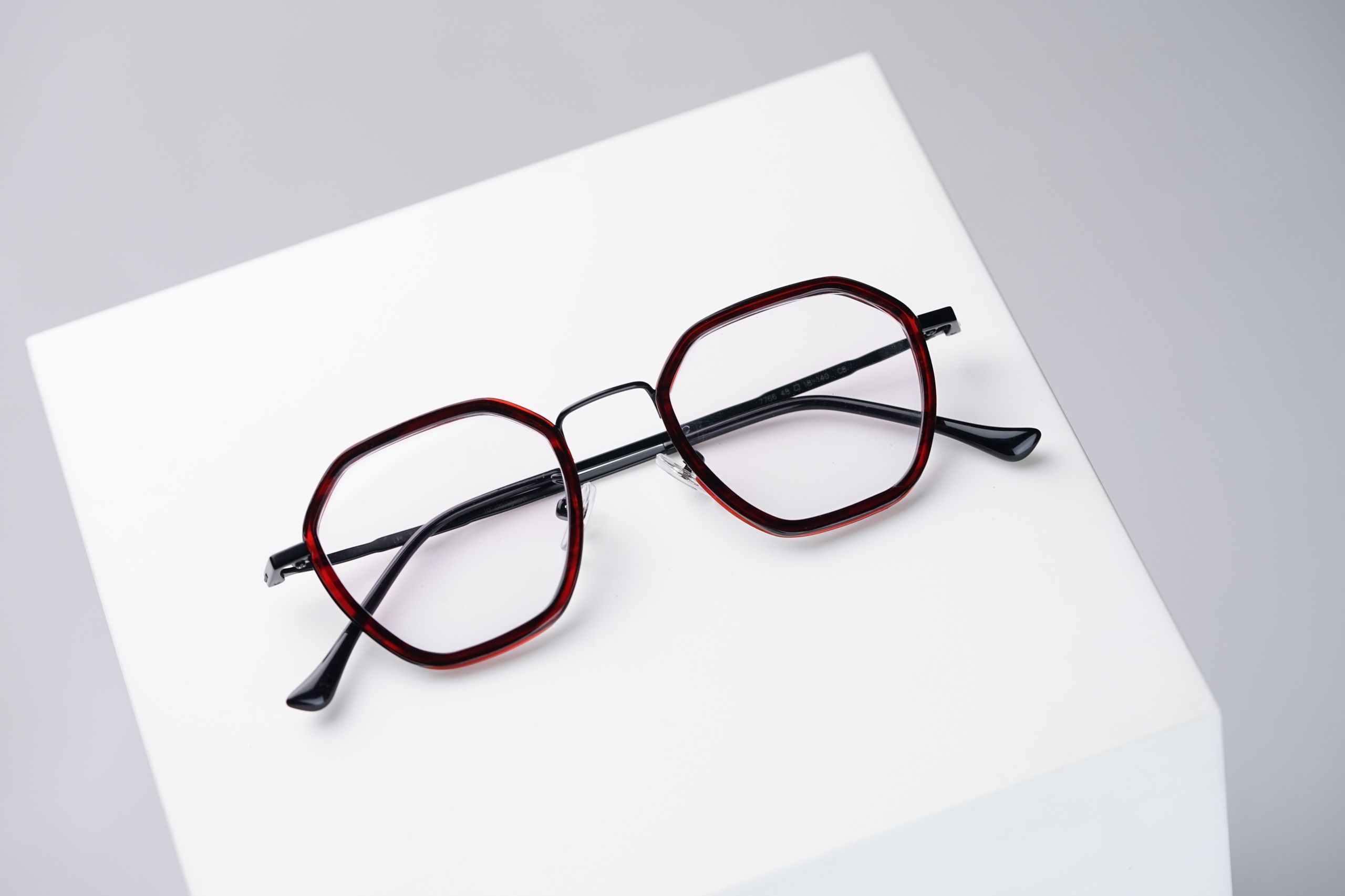 titan-dark-red-2